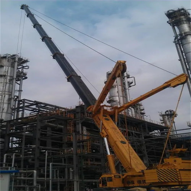 铁山吊板房的吊车